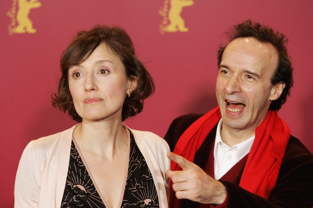 BERLIN - FEBRUARY 17: (L-R) Actress Nicoletta Braschi and director/actor Roberto Benigni attend the photocall for "The Tiger And The Snow" ("La tigre e la neve") as part of the 56th Berlin International Film Festival (Berlinale) on February 17, 2006 in Berlin, Germany. (Photo by Sean Gallup/Getty Images)
